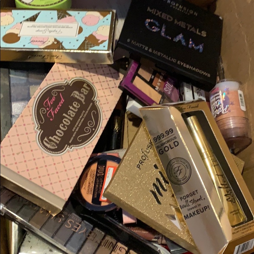 Mystery makeup box!!!